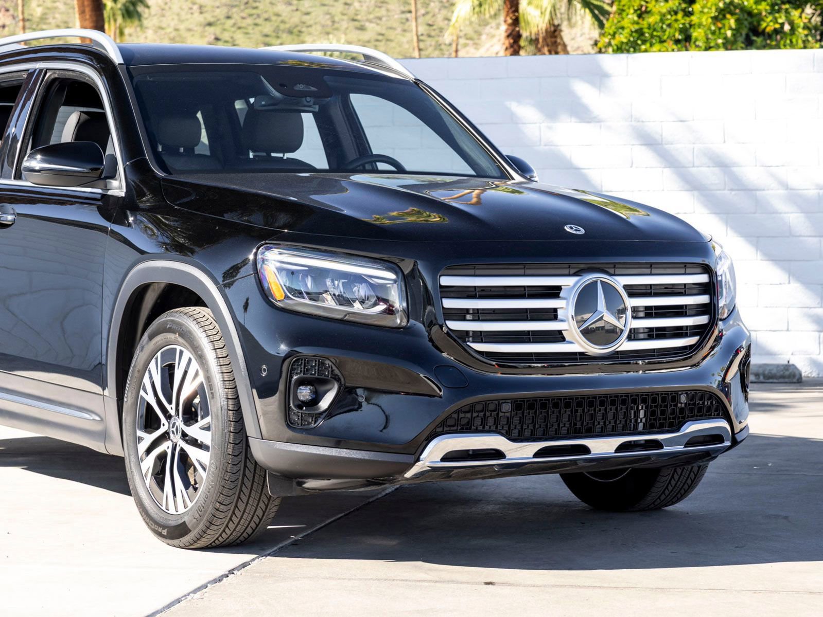 Used 2025 Mercedes-Benz GLB 250 image 3