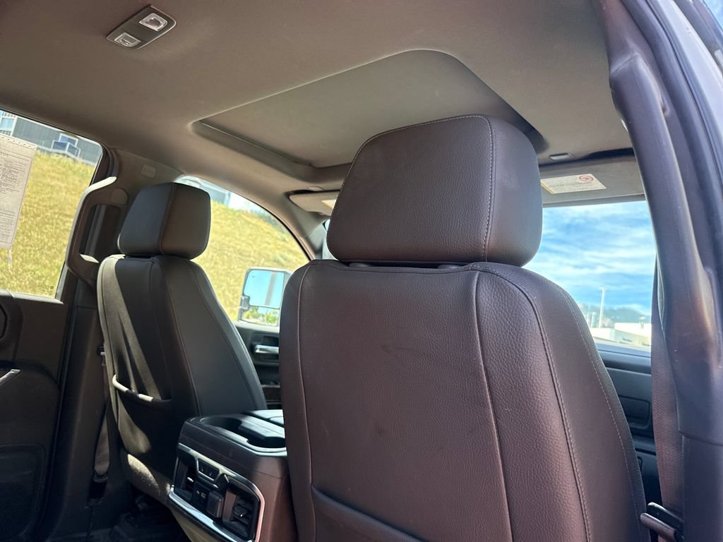 Used 2020 GMC Sierra 2500 Denali w/ Denali Ultimate Package AWD/4WD image 25