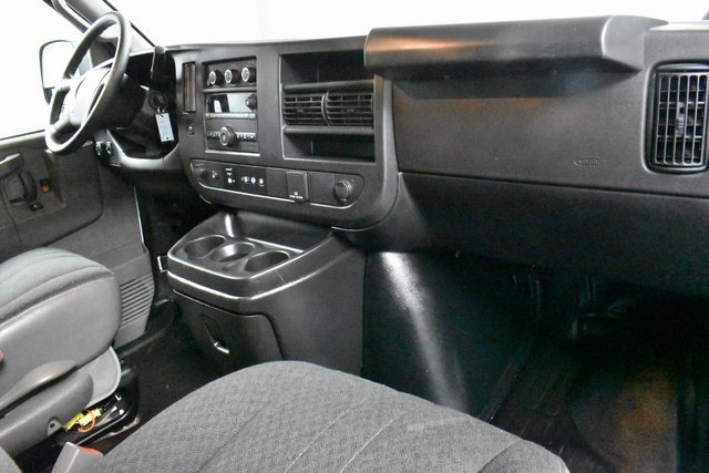 Used 2024 GMC Savana 2500 w/ Driver Convenience Package image 15