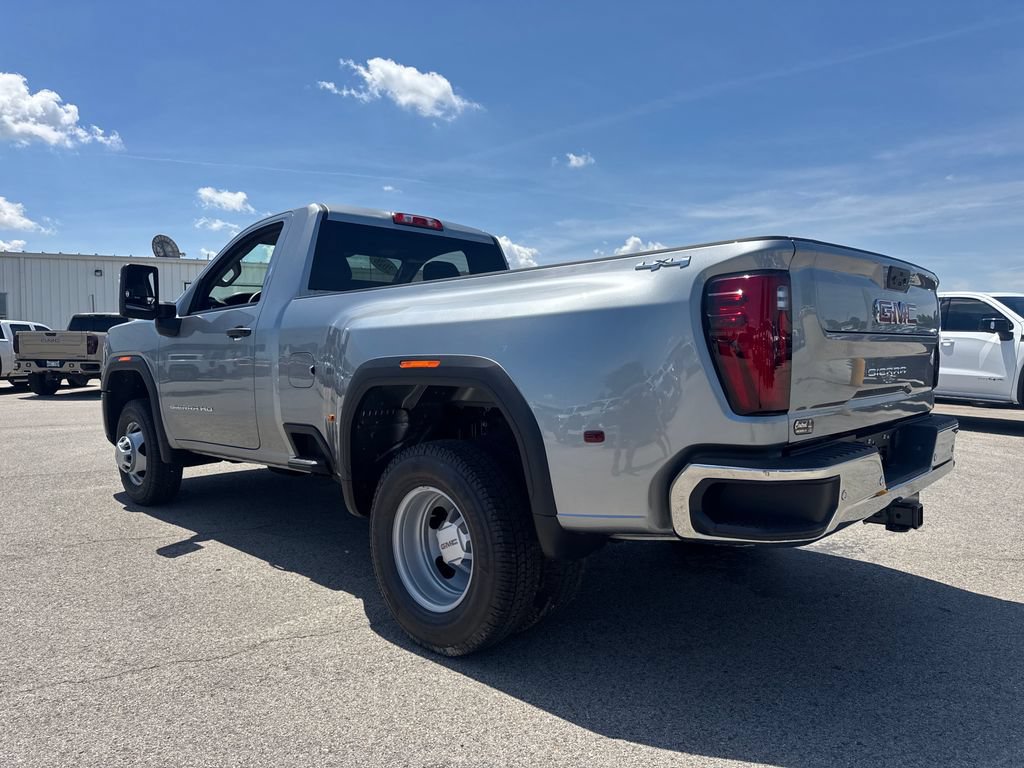 New 2026 GMC Sierra 3500 Pro AWD/4WD image 4