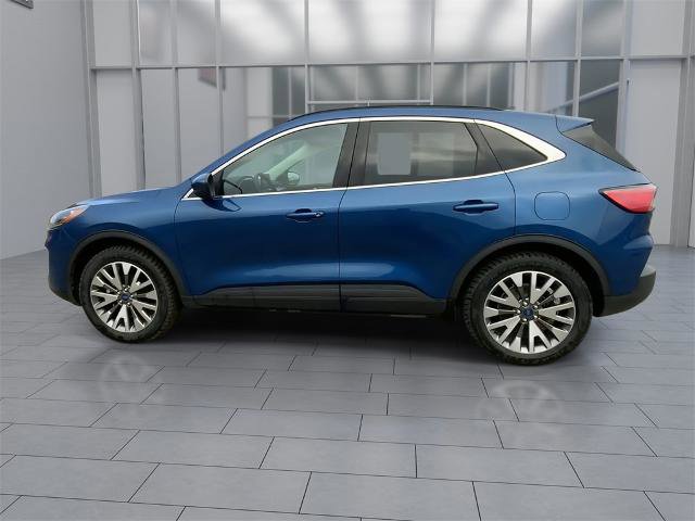 Certified 2022 Ford Escape Titanium w/ Class II Trailer Tow Package image 5