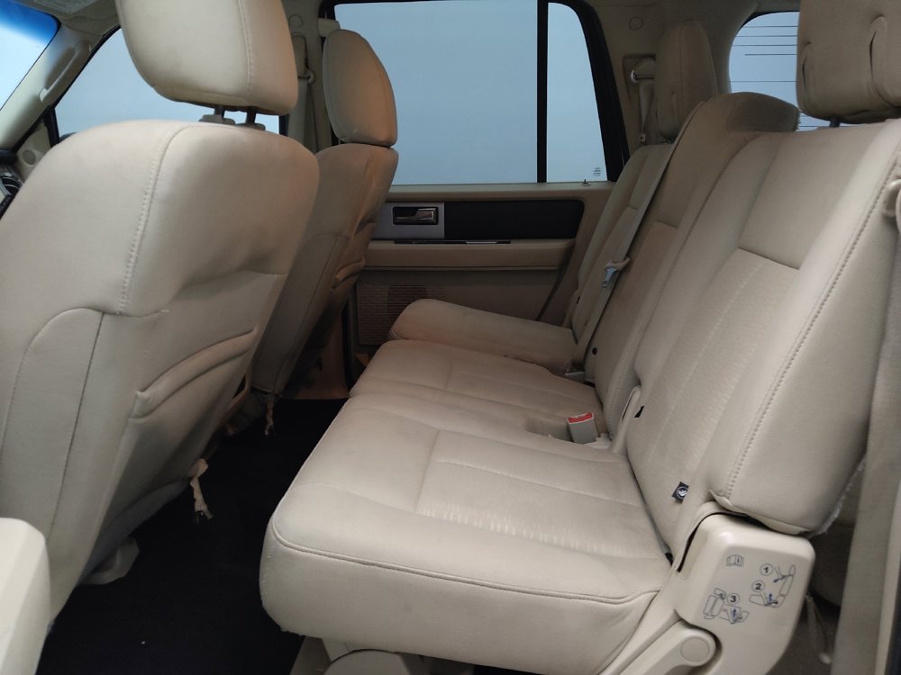 Used 2015 Ford Expedition EL XLT image 18