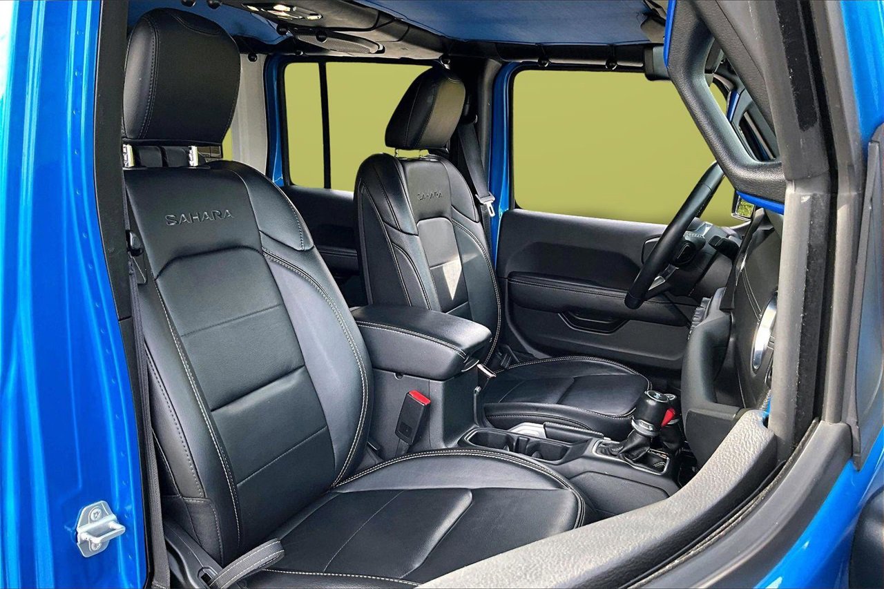 Used 2022 Jeep Wrangler Unlimited Sahara image 22