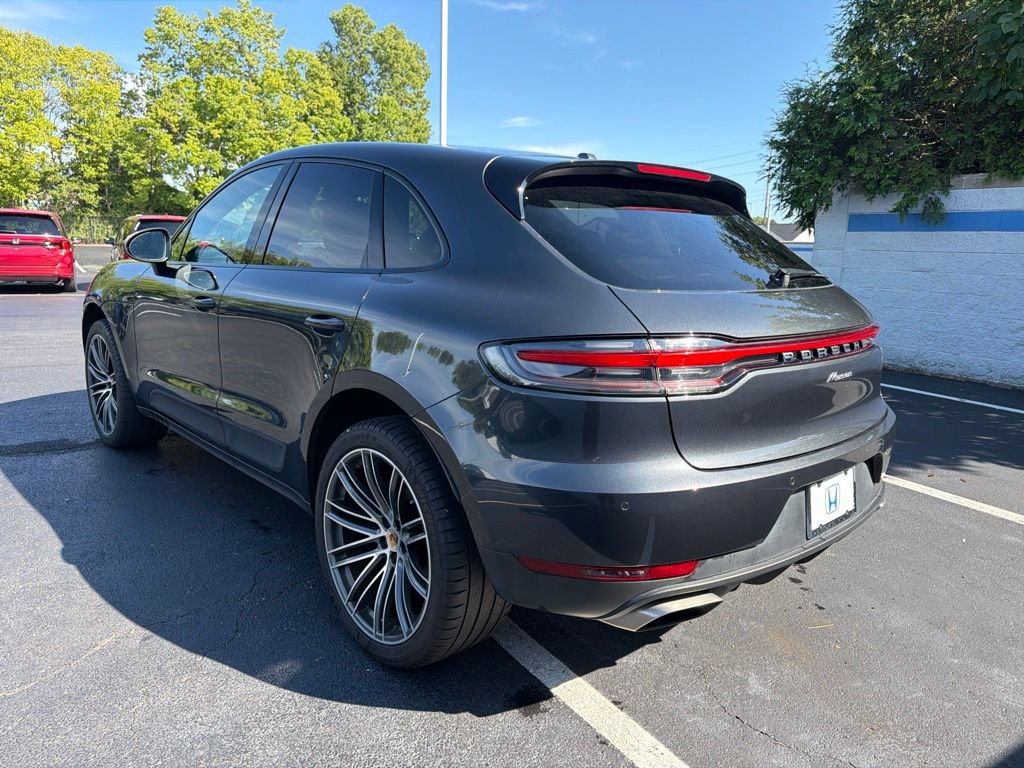 Used 2020 Porsche Macan AWD/4WD image 3