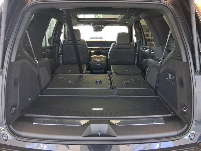 New 2025 Cadillac Escalade Premium Luxury w/ LPO, Floor Liner Package image 6