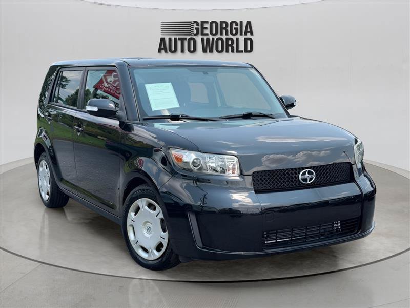 Used 2010 Scion xB FWD image 8