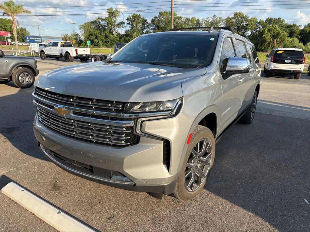 Used 2024 Chevrolet Suburban Premier AWD/4WD image 2