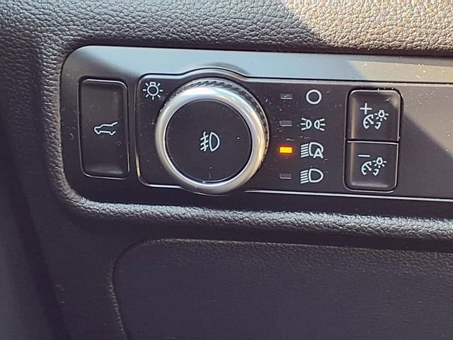 Certified 2024 Ford Explorer XLT w/ Equipment Group 202A image 23