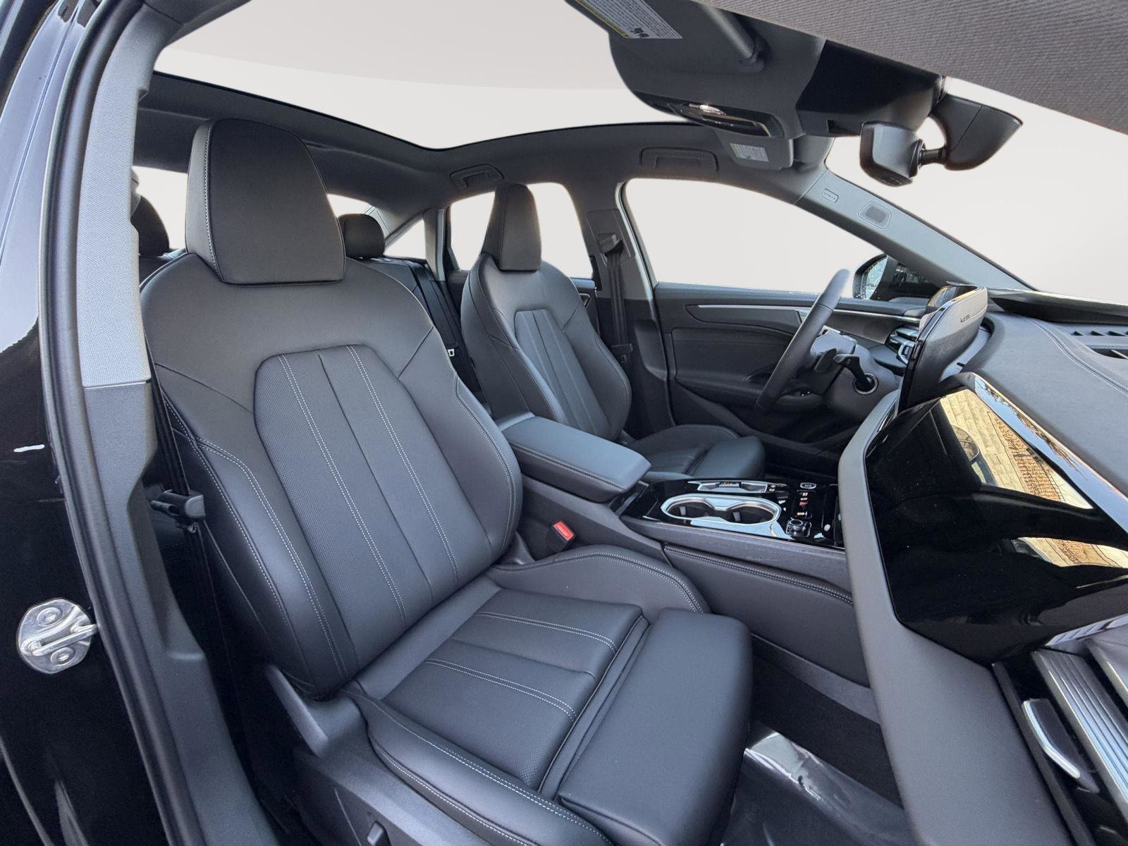 New 2026 Audi A6 Premium Plus AWD/4WD image 23