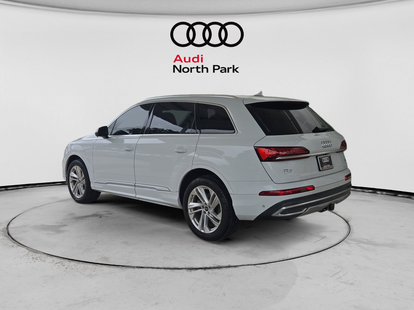 Used 2024 Audi Q7 2.0T Premium Plus AWD/4WD image 3