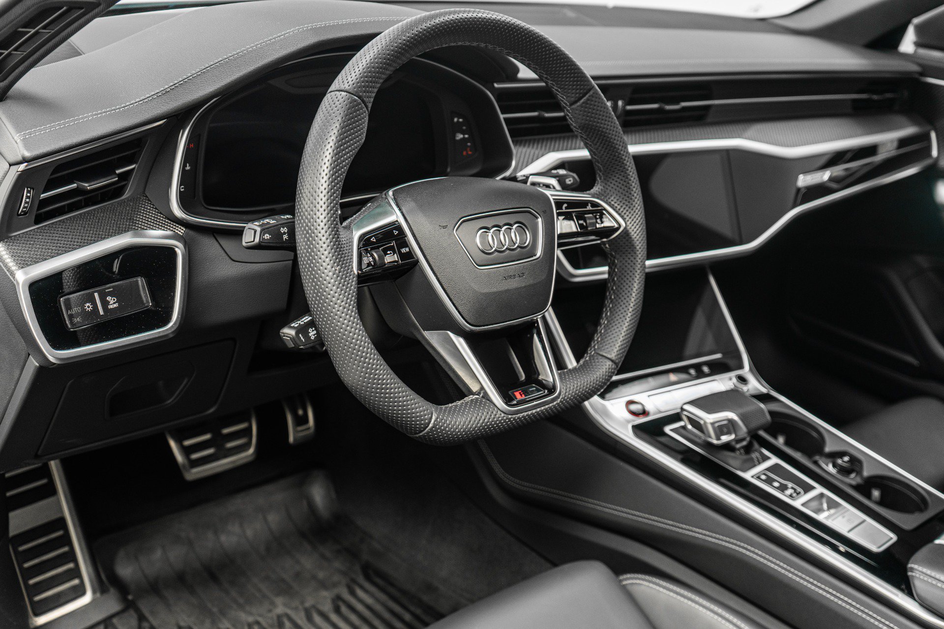 Used 2025 Audi RS 6 performance AWD/4WD image 13