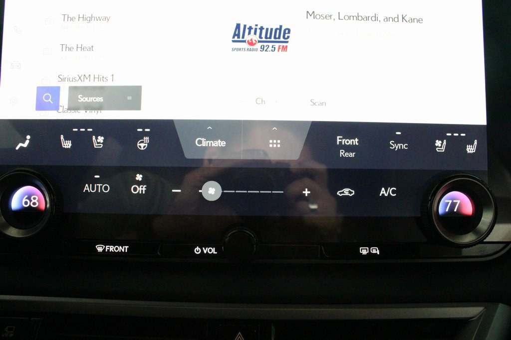 Used 2024 Lexus RX 350 image 38