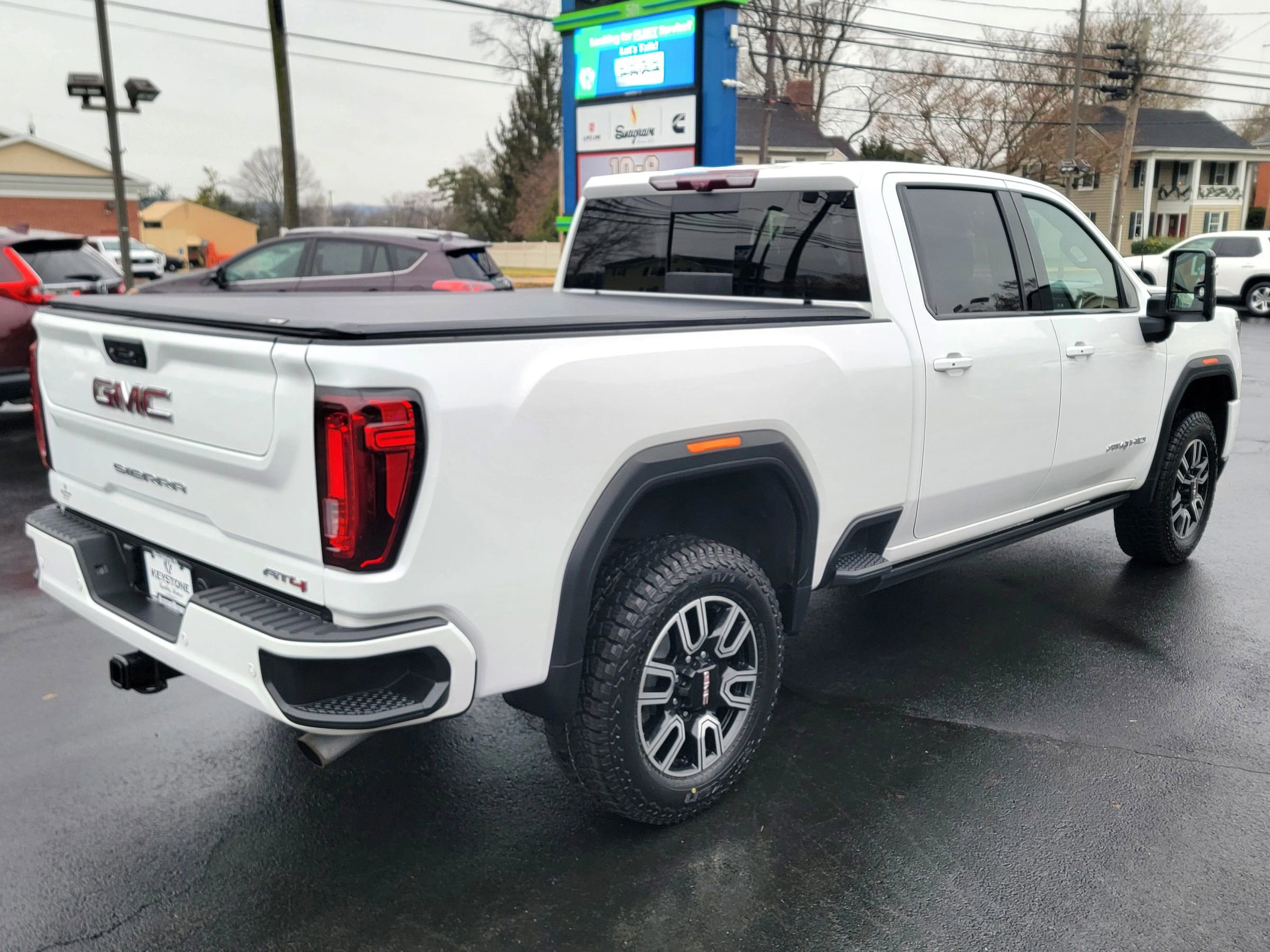 Used 2021 GMC Sierra 2500 AT4 w/ AT4 Premium Plus Package image 5