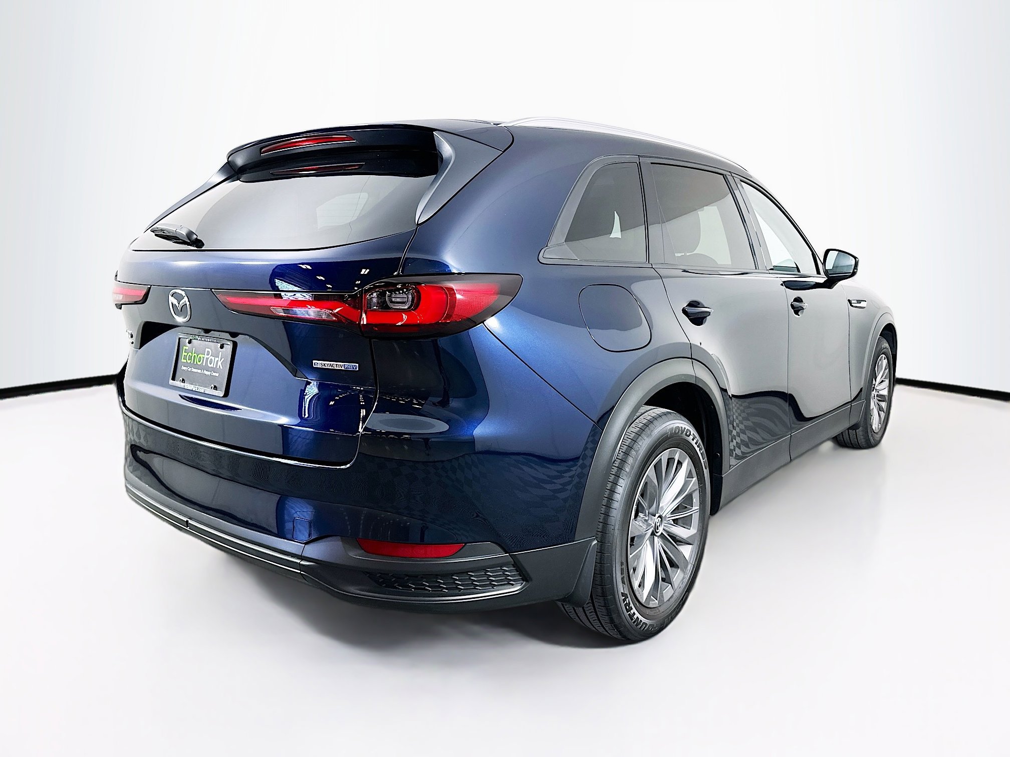 Used 2024 MAZDA CX-90 Plug-In Hybrid w/ Preferred image 9