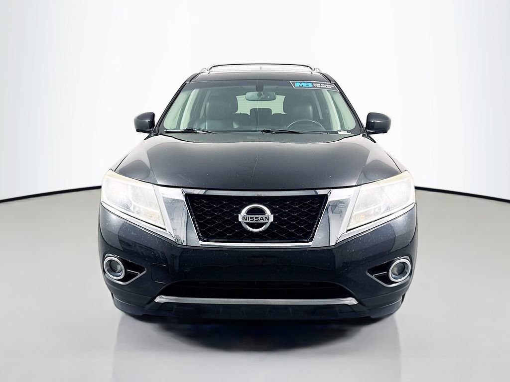 Used 2016 Nissan Pathfinder Platinum AWD/4WD image 2