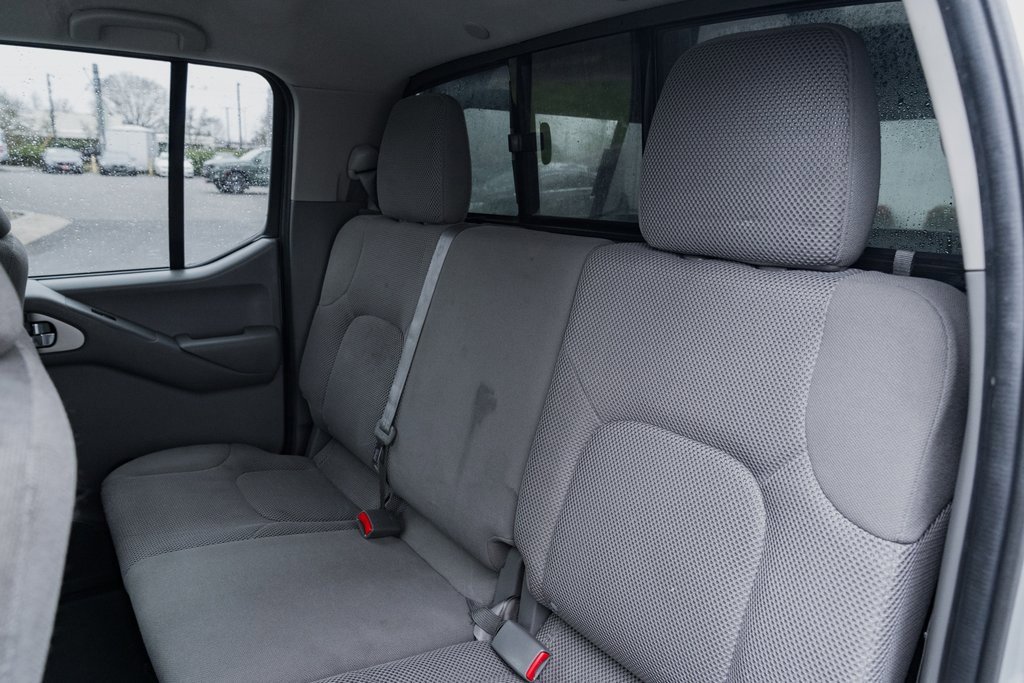 Used 2019 Nissan Frontier SV image 21