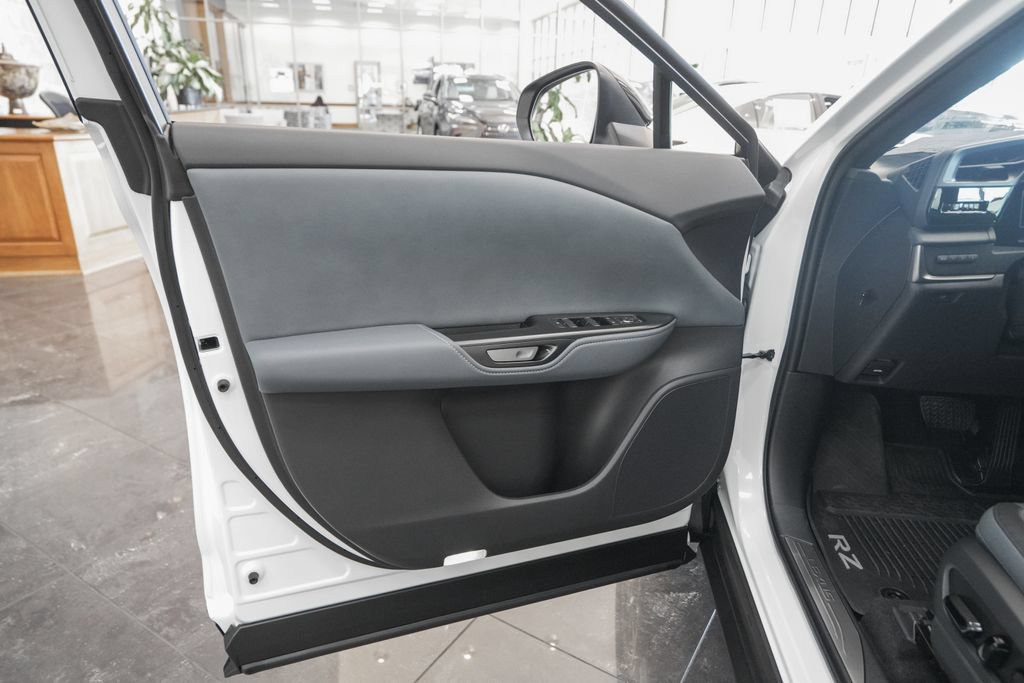 New 2026 Lexus RZ 350e 2WD image 8