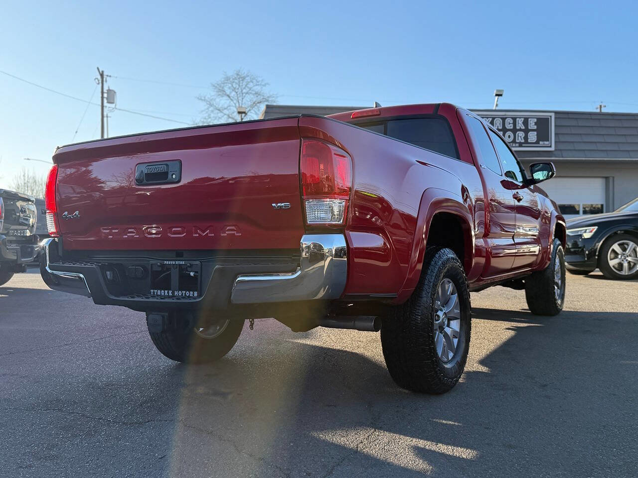 Used 2016 Toyota Tacoma TRD Sport image 68