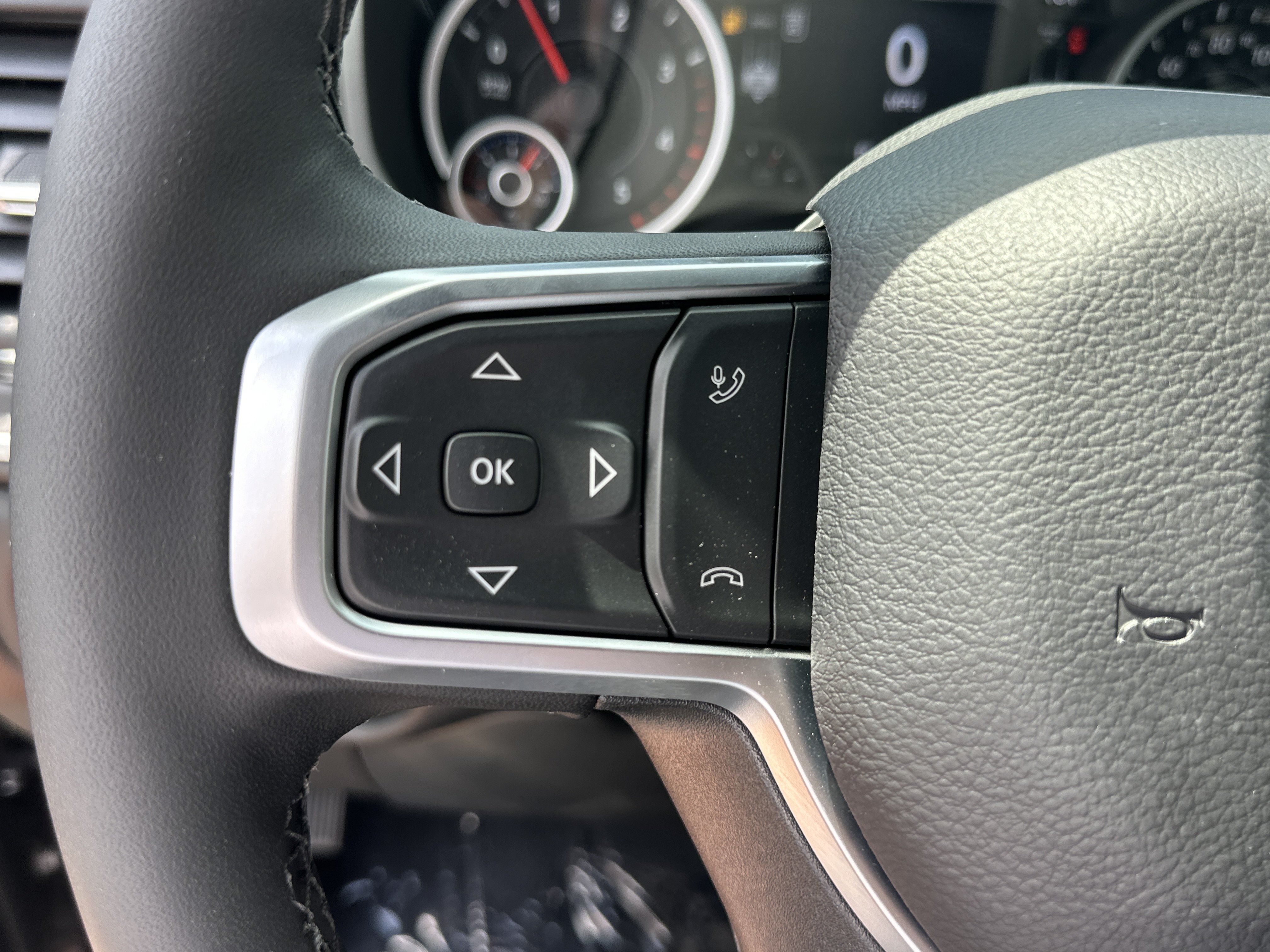 New 2026 RAM 3500 Big Horn AWD/4WD image 11