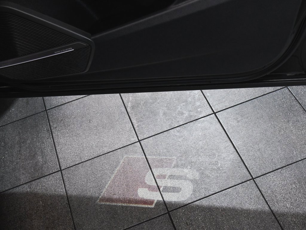 Used 2025 Audi SQ5 Premium Plus image 23