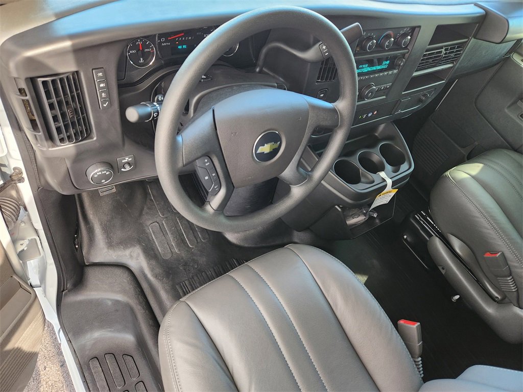 New 2025 Chevrolet Express 2500 w/ Driver Convenience Package image 17