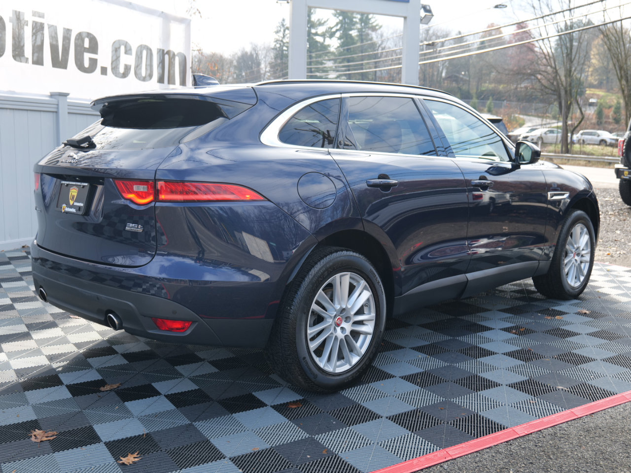 Used 2018 Jaguar F-PACE Prestige image 70