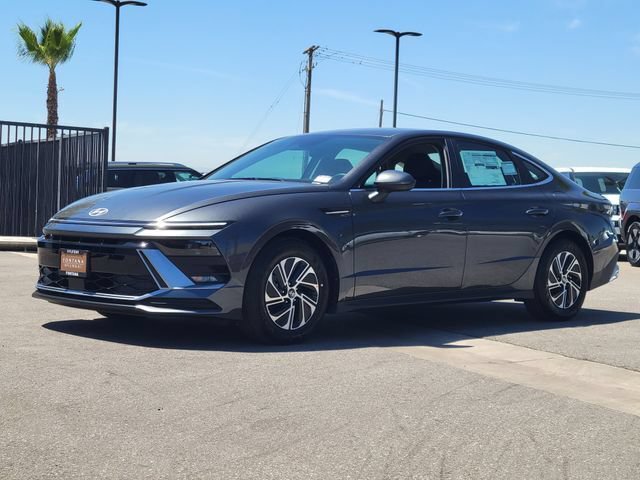 New 2026 Hyundai Sonata Blue FWD image 2