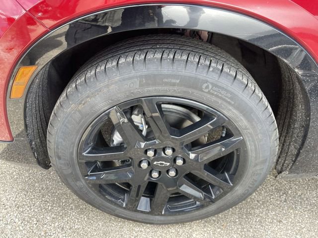 Used 2025 Chevrolet Blazer RS w/ Driver Confidence II Package image 2