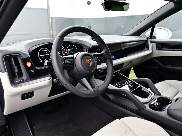New 2026 Porsche Cayenne Coupe image 4