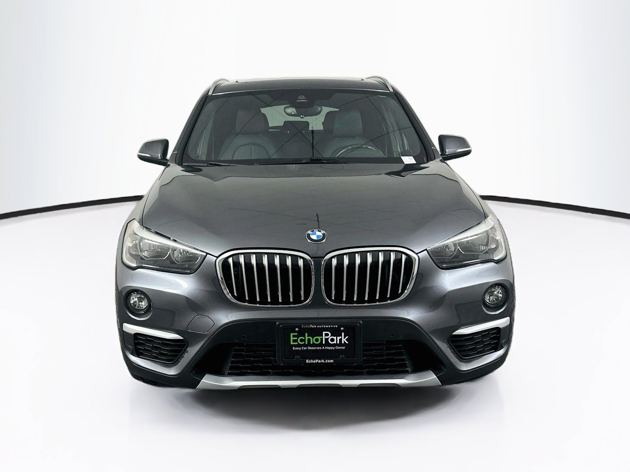 Used 2019 BMW X1 xDrive28i w/ Convenience Package AWD/4WD image 2