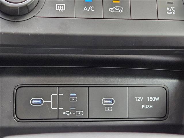Certified 2025 Hyundai Tucson SE image 24