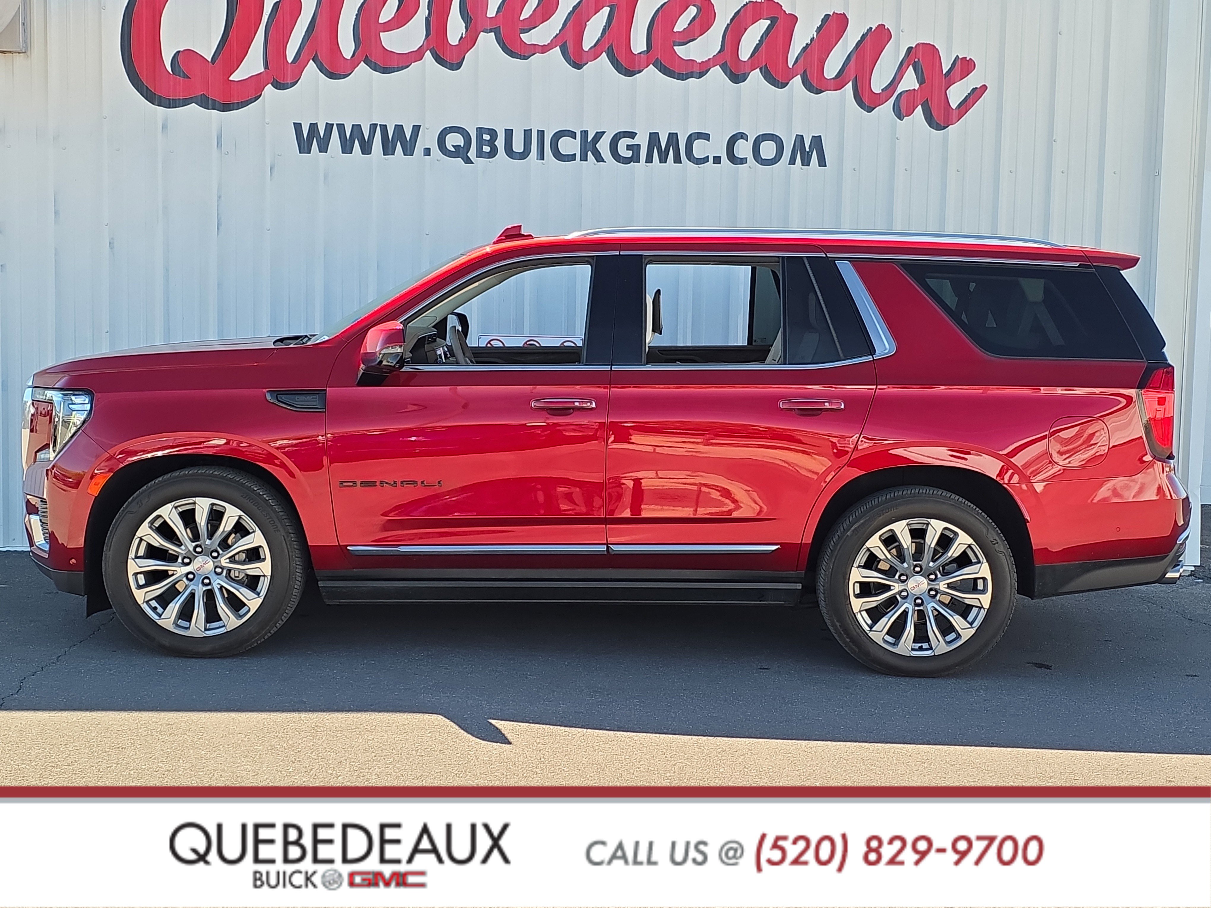 Used 2024 GMC Yukon Denali w/ Denali Reserve Package image 4