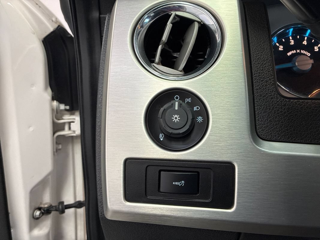 Used 2013 Ford F150 Platinum AWD/4WD image 12
