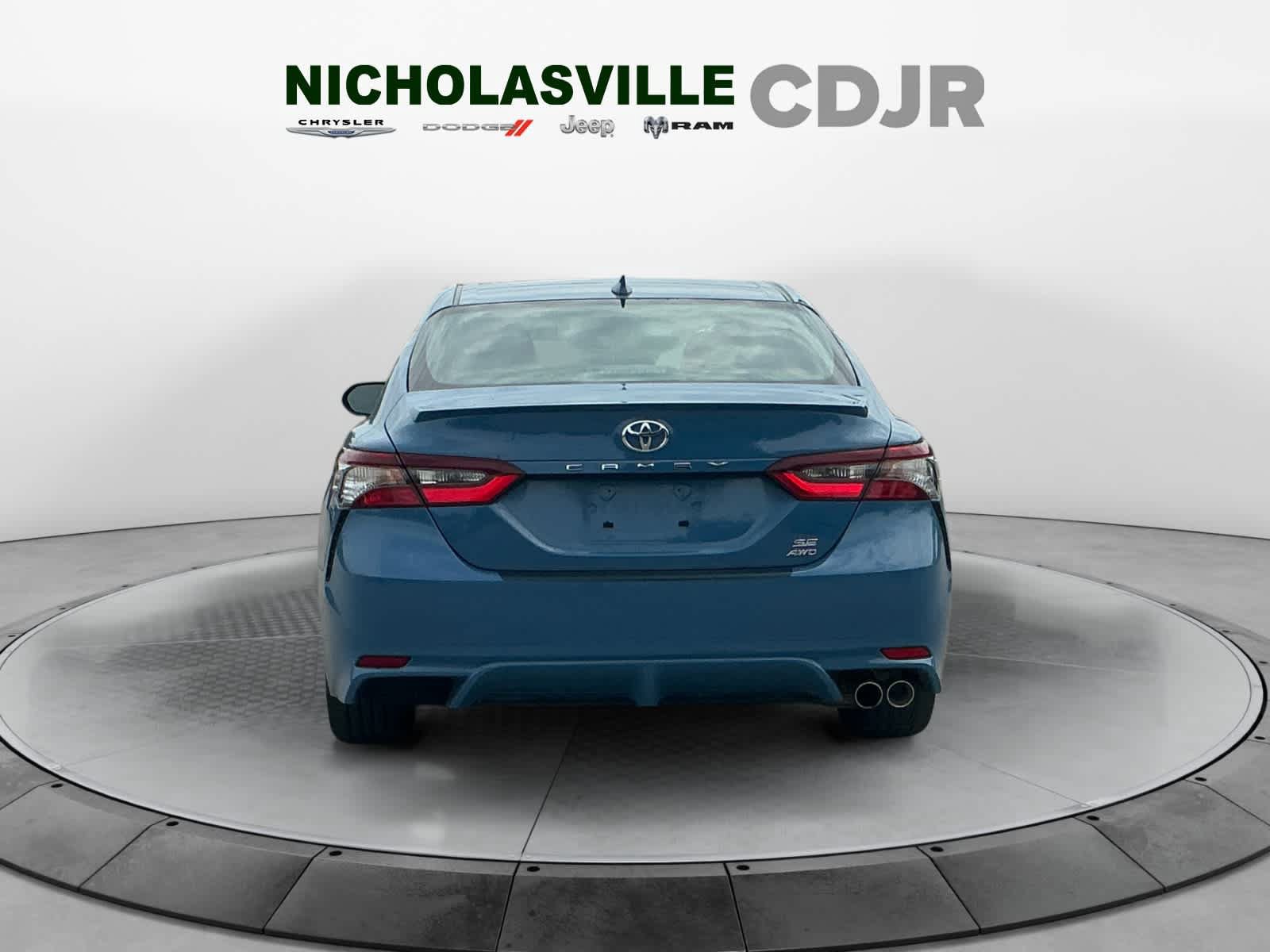 Used 2024 Toyota Camry SE w/ Cold Weather Package AWD/4WD image 4