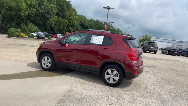 Used 2022 Chevrolet Trax LT w/ Driver Confidence Package AWD/4WD image 6
