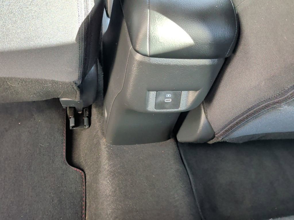 Used 2023 Nissan Versa SR w/ Trunk Package image 12