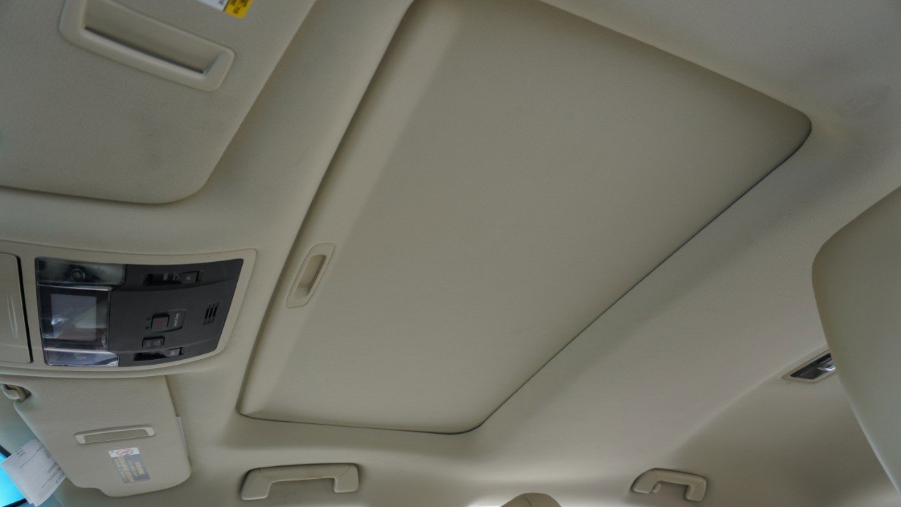 Used 2018 Lexus RX 450h AWD w/ Premium Package image 28