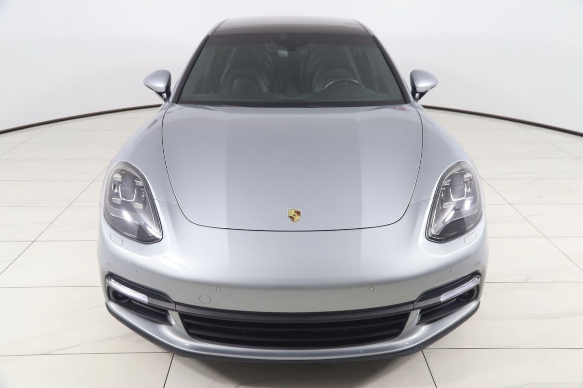 Used 2018 Porsche Panamera 4 AWD/4WD image 68