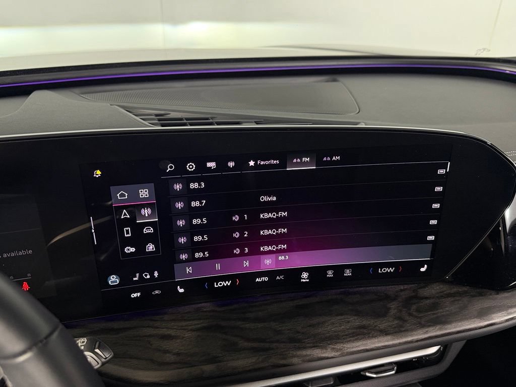 Used 2025 Audi Q5 Premium w/ Convenience Package AWD/4WD image 18