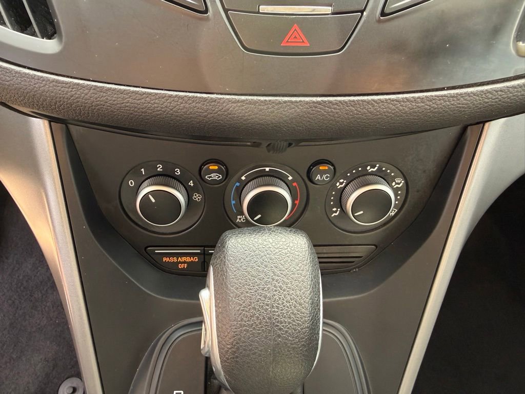 Used 2016 Ford Escape SE image 23