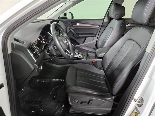 Used 2021 Audi Q5 2.0T Premium w/ Convenience Package image 13