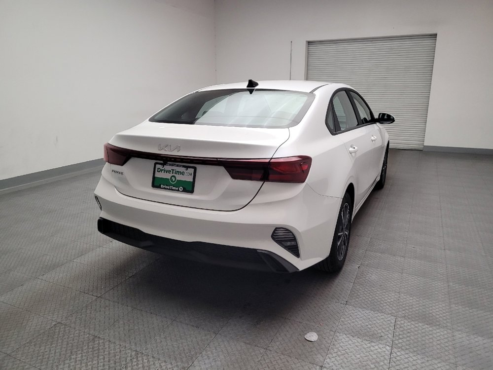 Used 2024 Kia Forte LXS image 7