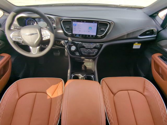 New 2026 Chrysler Pacifica Pinnacle w/ Trailer Tow Group image 20