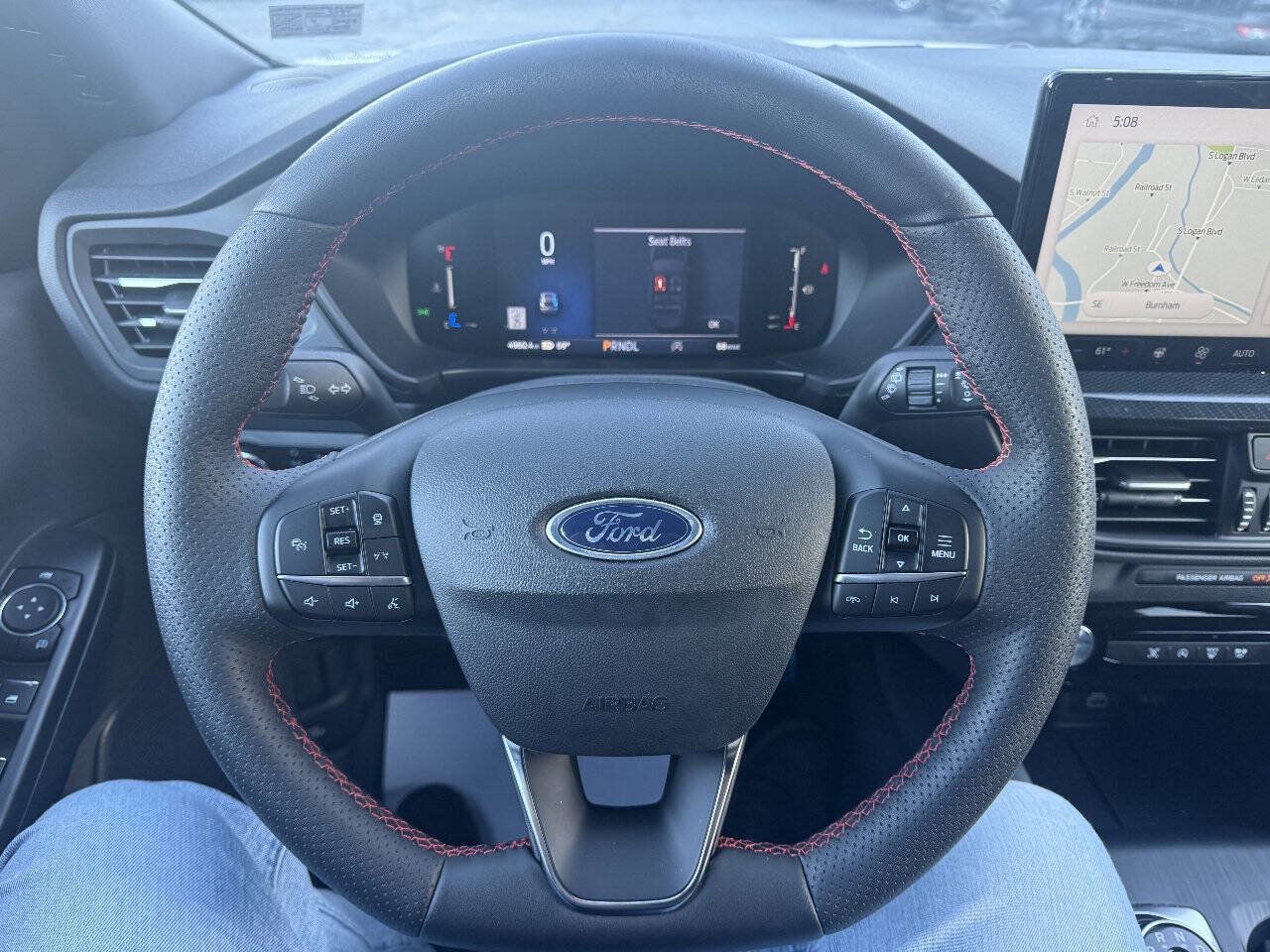 Used 2024 Ford Escape ST-Line w/ Tech Pack #1 AWD/4WD image 9