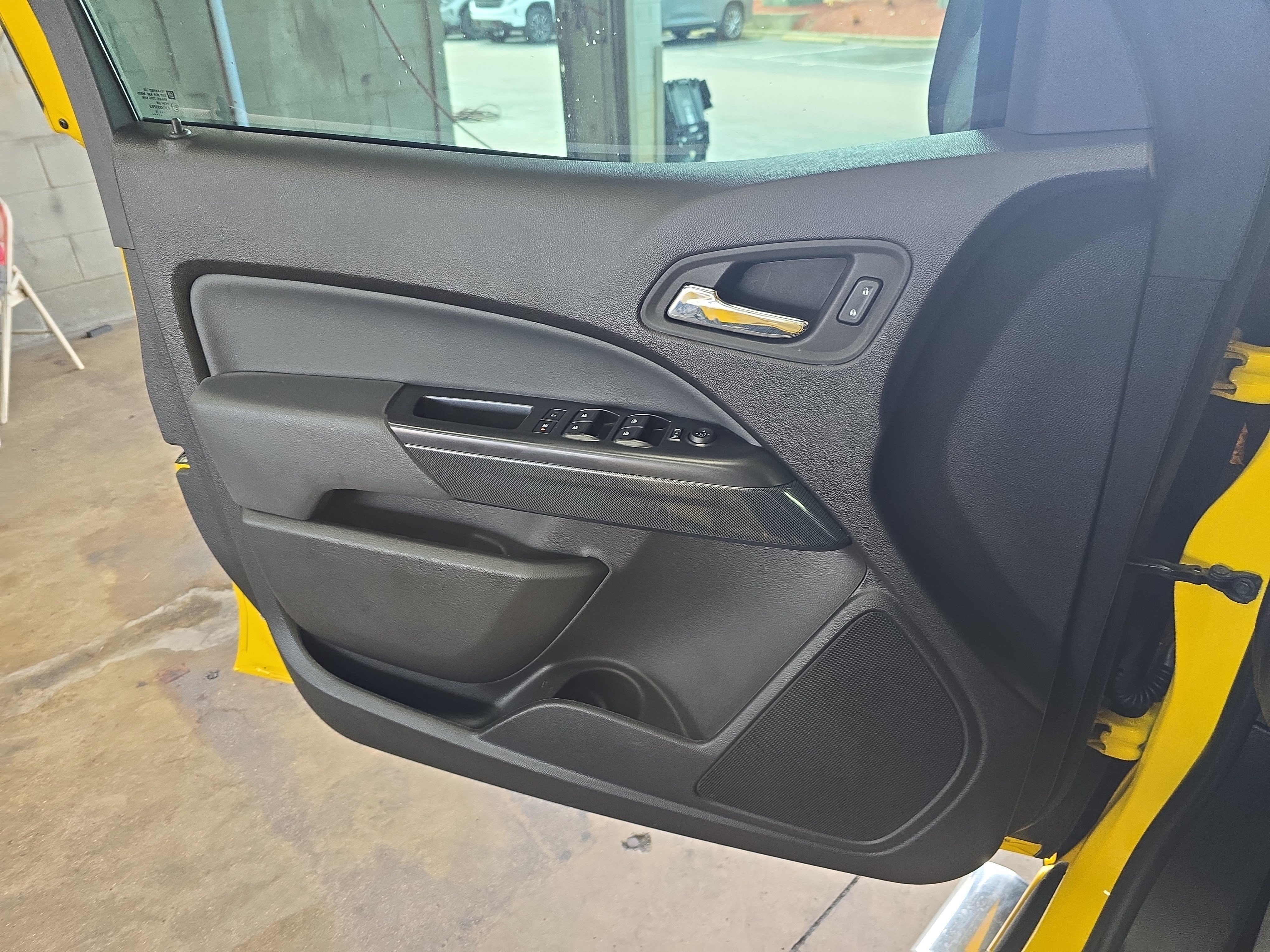 Used 2015 Chevrolet Colorado Z71 RWD image 26