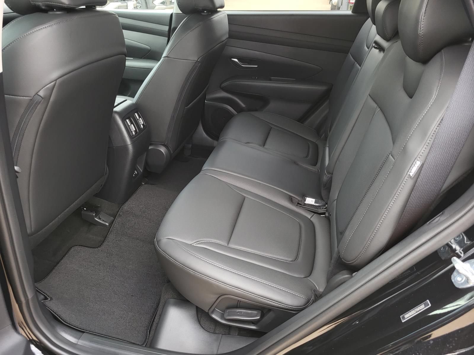 New 2026 Hyundai Tucson SEL Plus FWD image 11