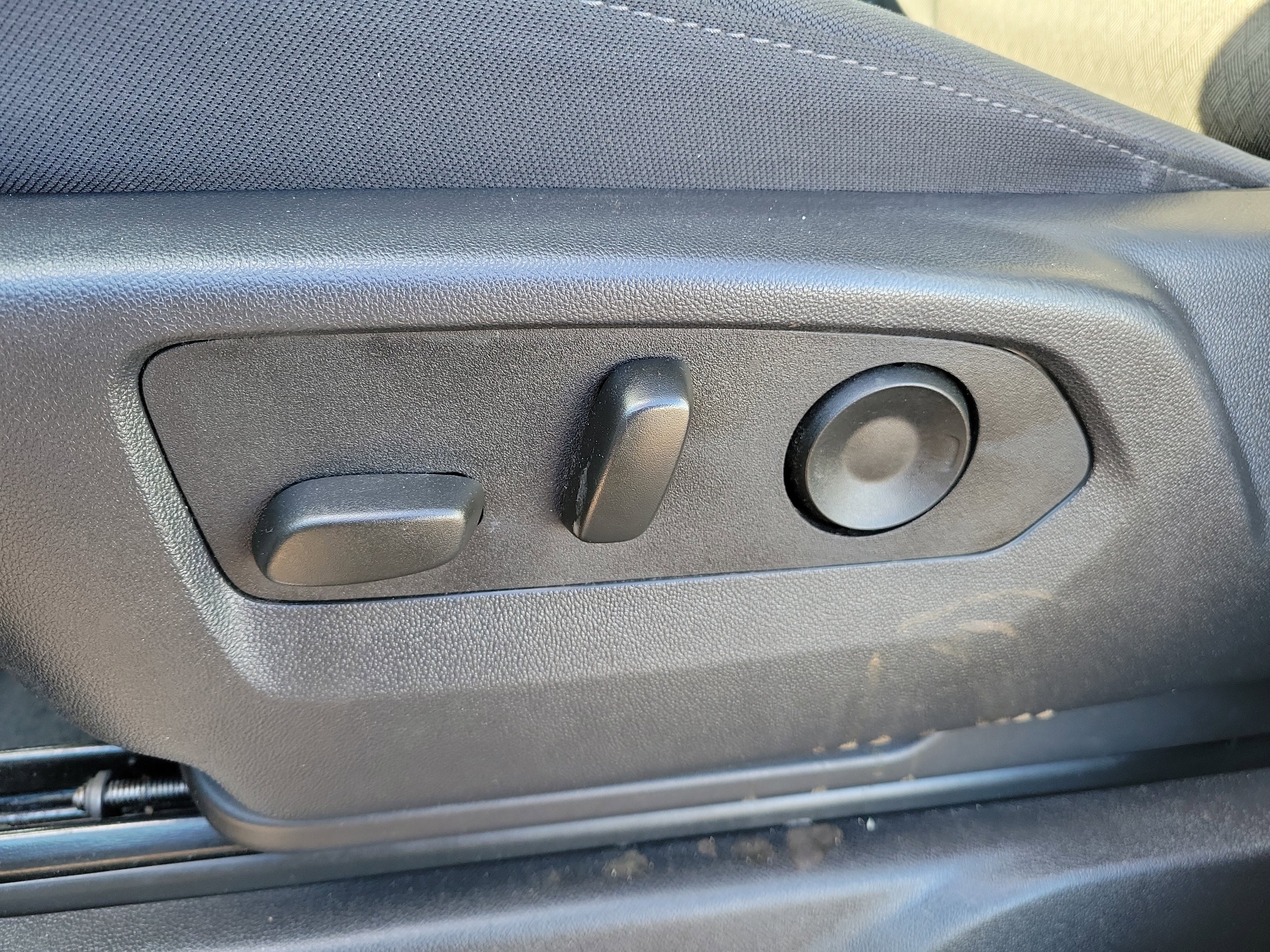 Used 2025 Chevrolet Silverado 2500 LT w/ Safety Package image 17