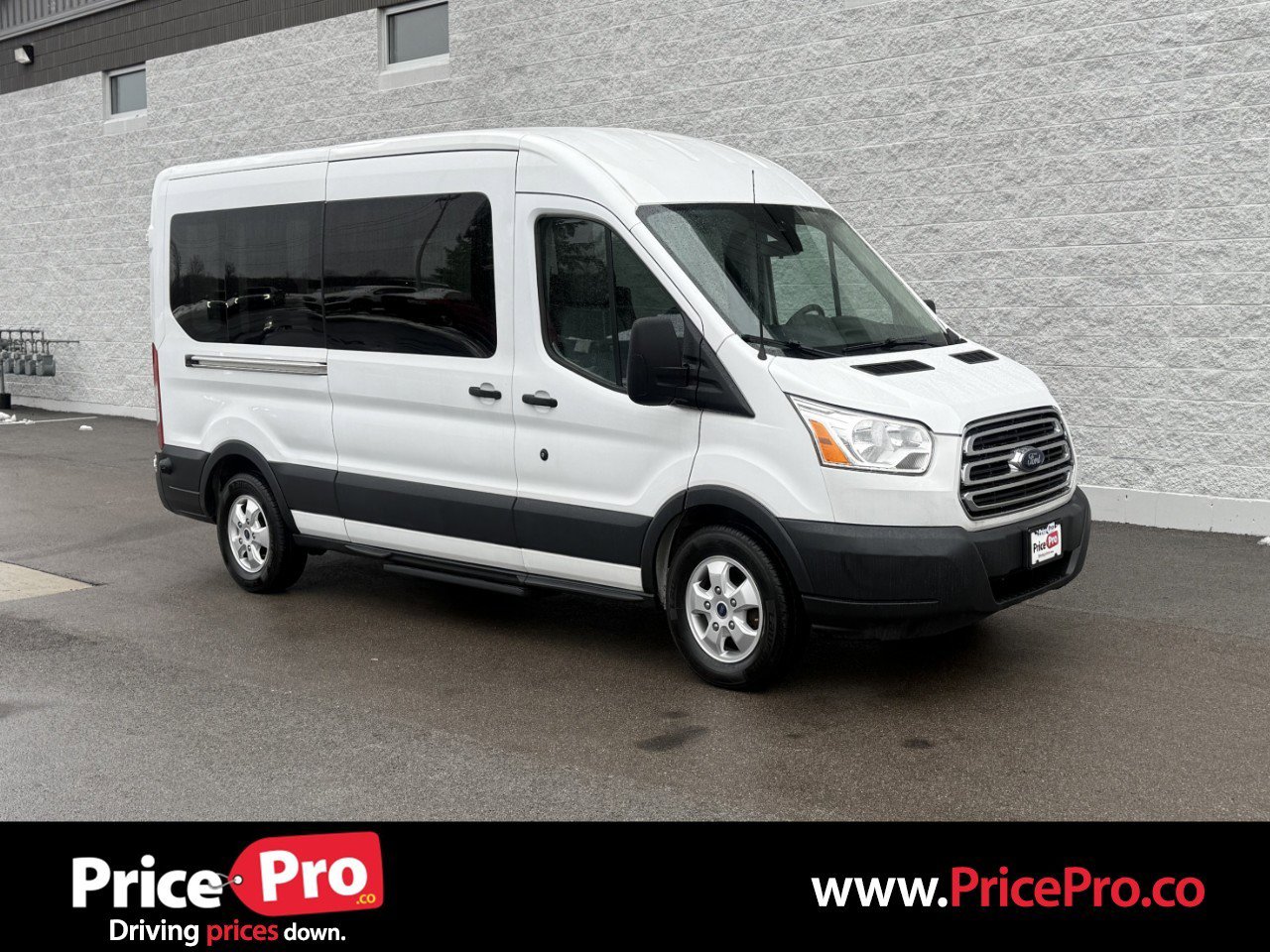 Used 2017 Ford Transit 350 XLT