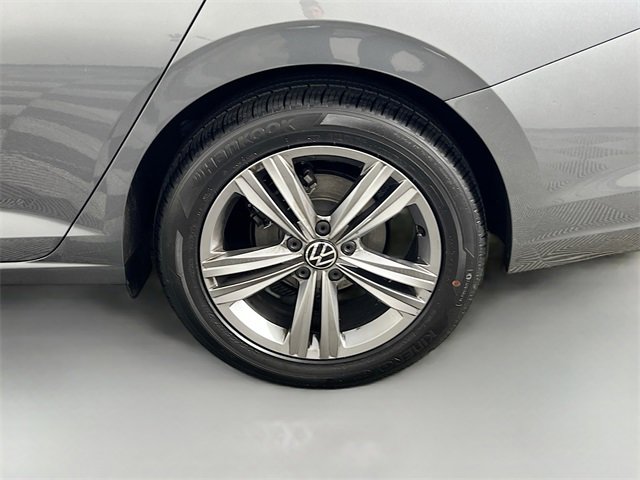 Used 2024 Volkswagen Jetta SE image 34