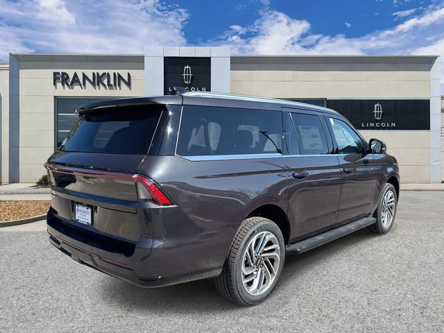 New 2026 Lincoln Navigator L Premier AWD/4WD image 7